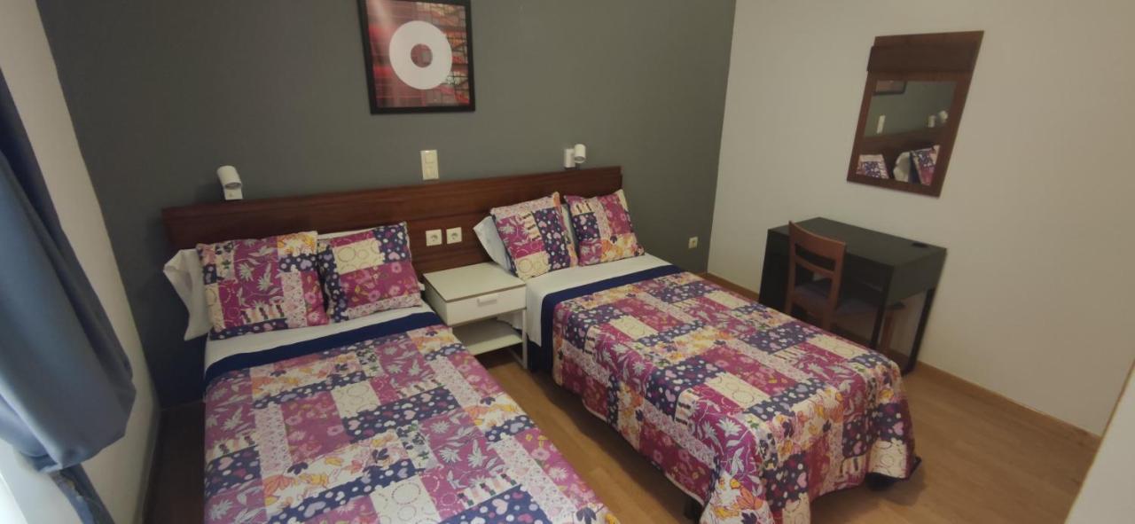 Hostal Felipe V Madrid Kültér fotó