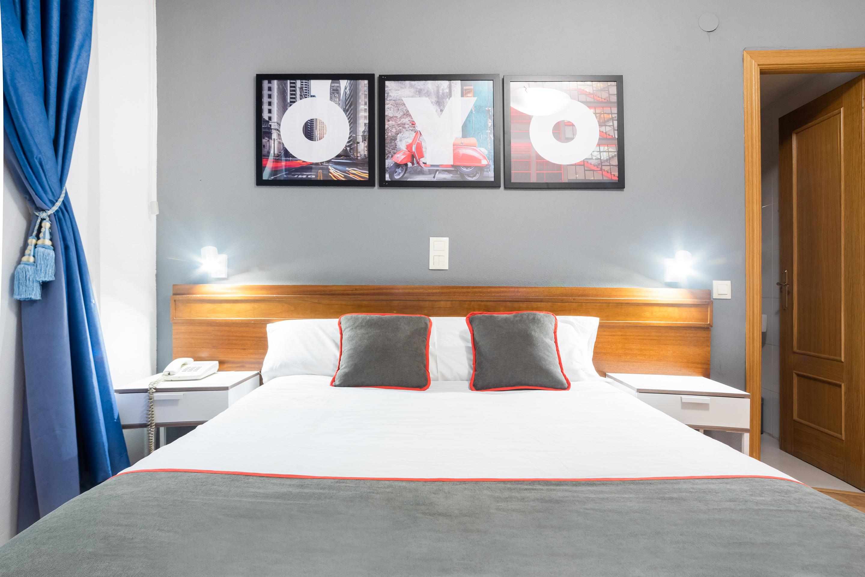 Hostal Felipe V Madrid Kültér fotó