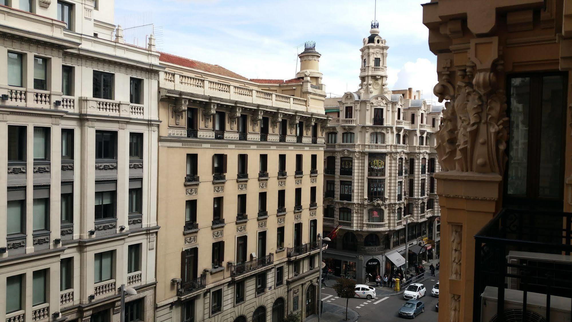 Hostal Felipe V Madrid Kültér fotó