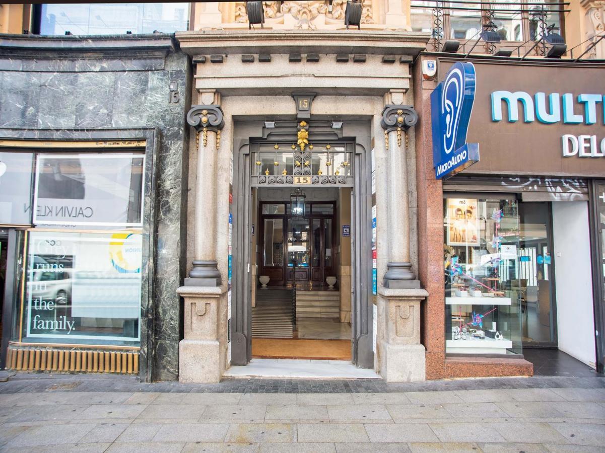 Hostal Felipe V Madrid Kültér fotó